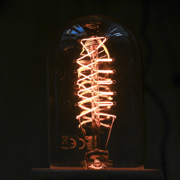 Kaitrine-dekoratyvine-lempute-T45-KS-vintažinė-edisono-2