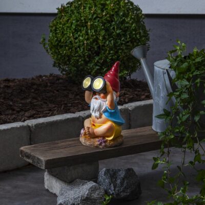 Valgustusega aiakaunistus päikesepaneeliga GNOM