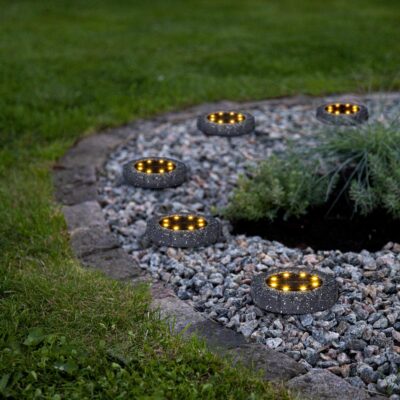 2 päikesepaneeliga laternat õue GRASS LIGHT