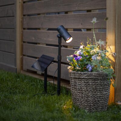 Võimas päikesetoitel latern POWER SPOT SOLAR